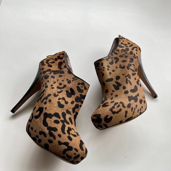 Vince Camuto Brown Jerrell Leopard Platform Boots/ - Picture 8 of 10